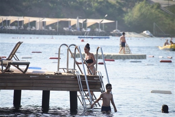 ‘Filinta’ final yaptı Asena tatile koştu