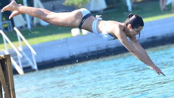 Karagül güzelleri nefes kesti!