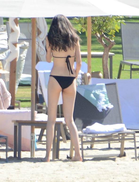 Defne Samyeli kızı Deren Talu ile tatilde!