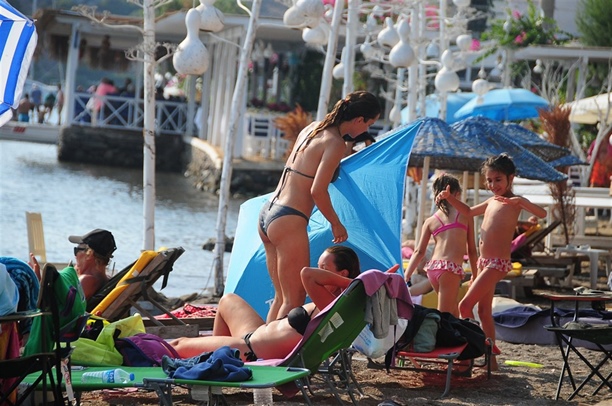 Yıldız Asyalı nefes kesti!