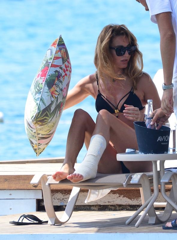 Ece Sükan hastanelik oldu!