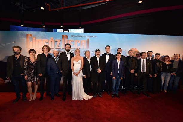 Cingöz Recai Galasına Ünlü akını