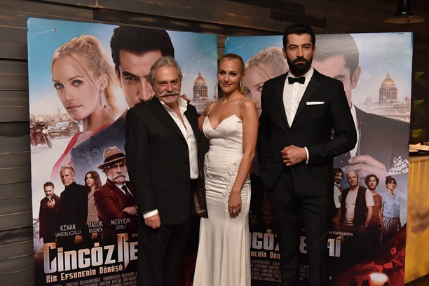 Cingöz Recai Galasına Ünlü akını