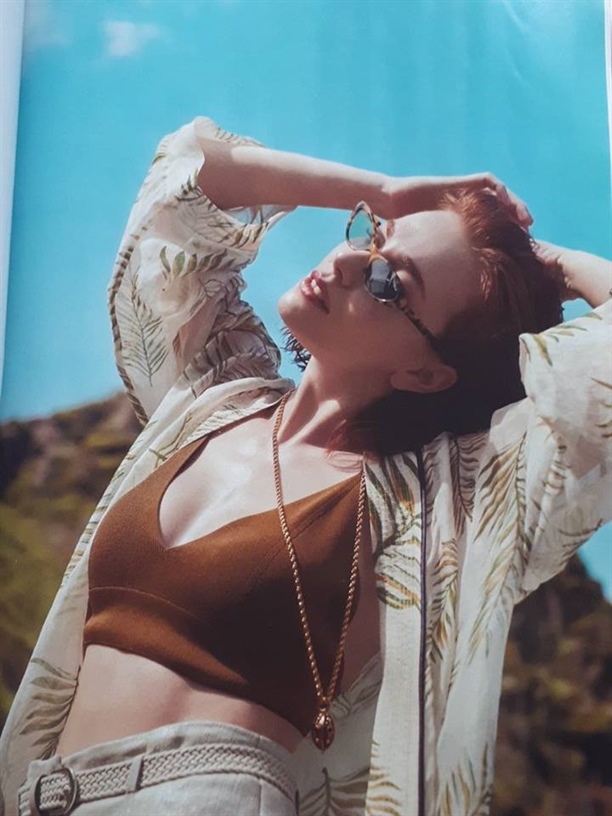 Elçin Sangu, 'Defne'yi gömdü!