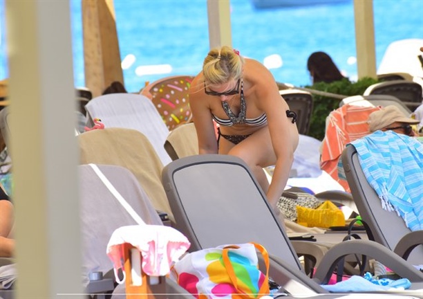 Seçkin Piriler ile Meral Kaplan'ın tatil keyfi!