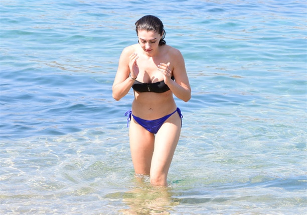 Burcu Özberk'in Bodrum tatili!