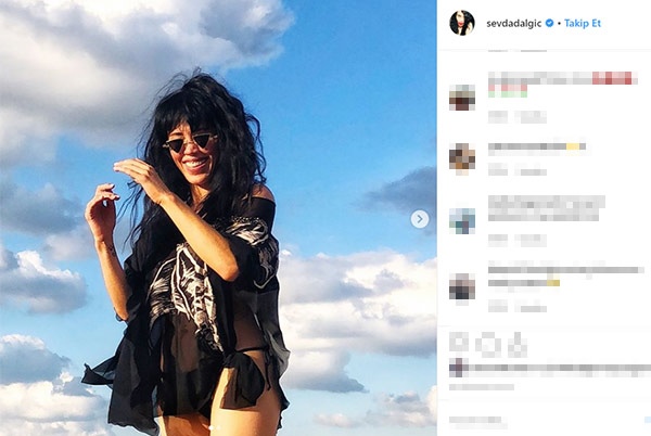 Sevda Dalgıç cesur pozlarıyla dikkat çekiyor!