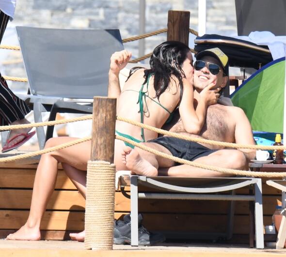 Kıvılcım Ural ile Kaan Tangöze'nin aile saadeti