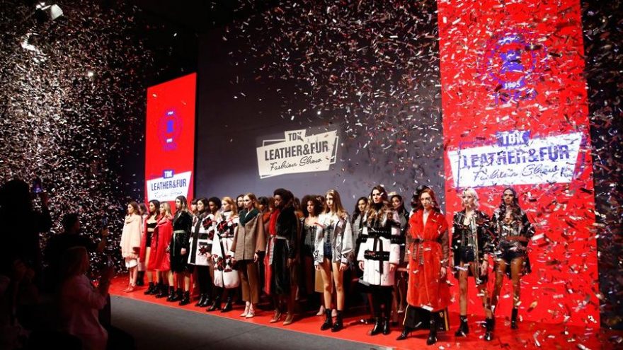 TDKD Leather & Fur Fashion Show’da tescilli güzeller podyuma çıktı