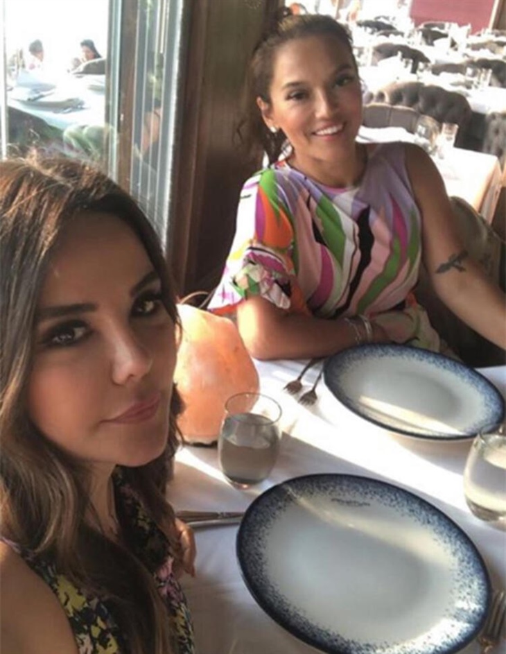 Demet Akalın'dan Esra Balamir'e destek