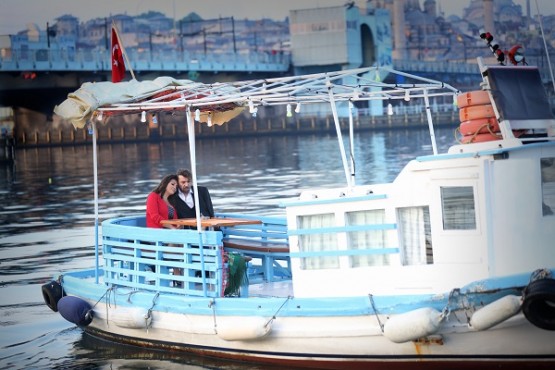 Sibel Can Halil Sezai ile klip çekti