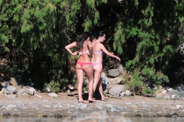 Nurgül bikini sezonunu Bodrumda açtı!(Galeri)
