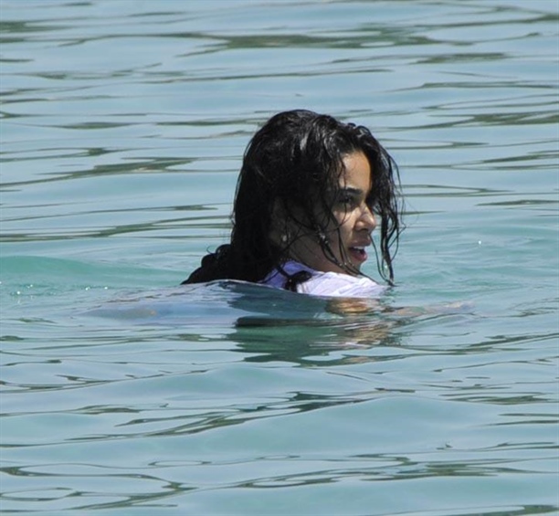 Asena Erkin Çeşmede