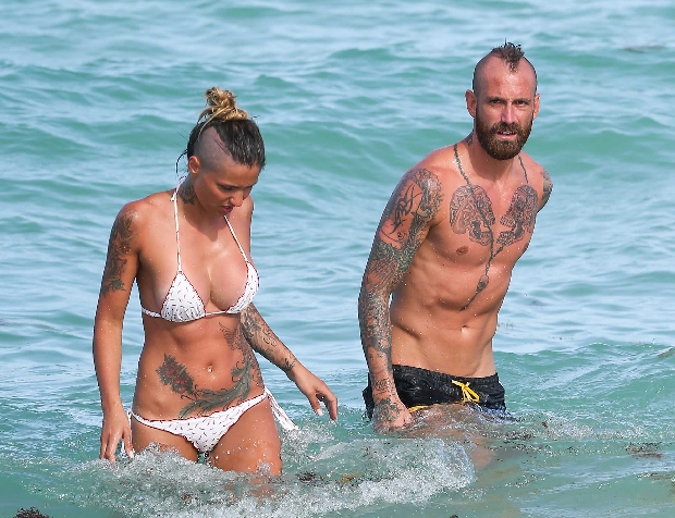 Yenge dudak uçuklattı