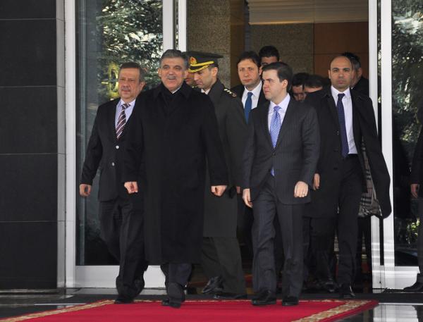 Cumhurbaşkanı'ndan taziye ziyareti