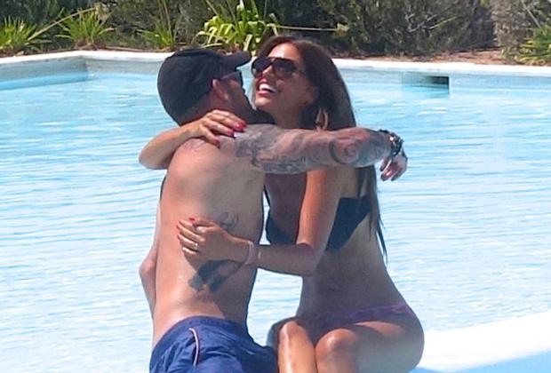 Sneijder ve Yolanthe aşk tatilinde