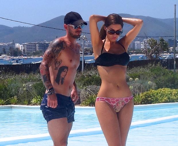 Sneijder ve Yolanthe aşk tatilinde