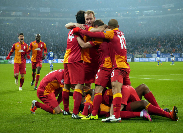 Galatasaray, Shalke'yi Veltins Arena'ya gömdü!