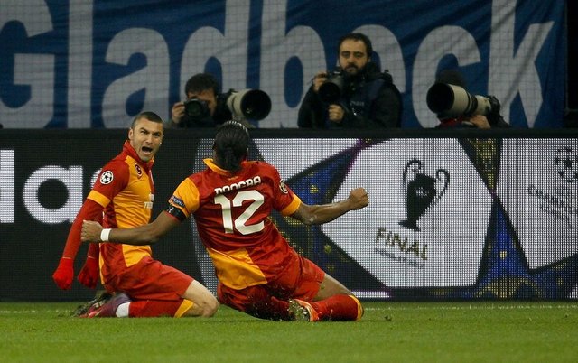 Galatasaray, Shalke'yi Veltins Arena'ya gömdü!