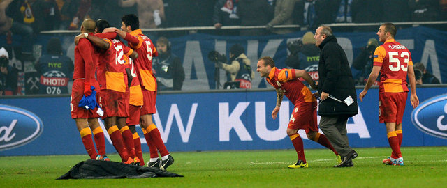 Galatasaray, Shalke'yi Veltins Arena'ya gömdü!