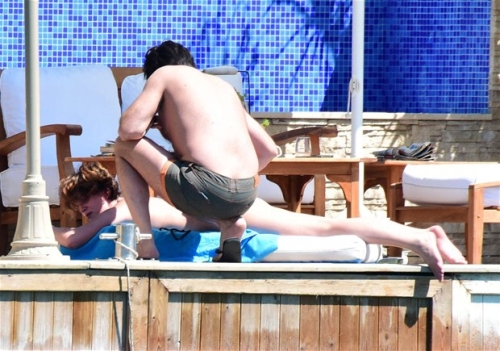 Farah Zeynep Abdullah 'çok fena' yakalandı!