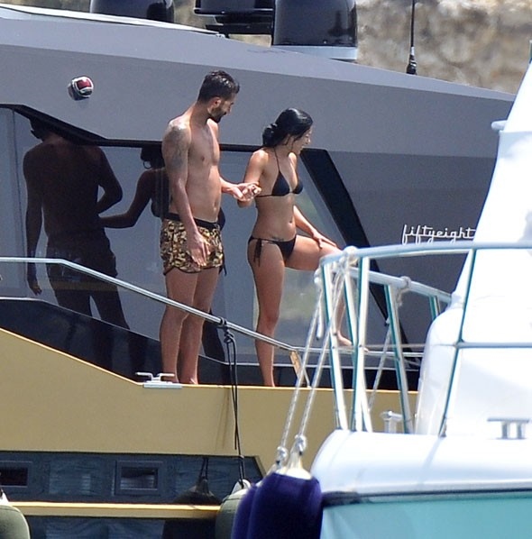 Selçuk Şahin ve Emel Demiryürek Tatilde