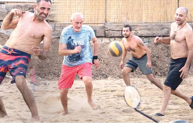 Gürkan Uygun ile Nejat İşler'in voleybol maçı!