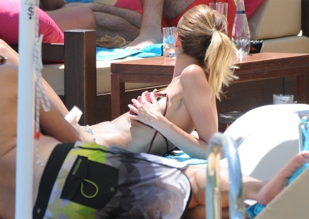 Özge Ulusoy (Bodrum)