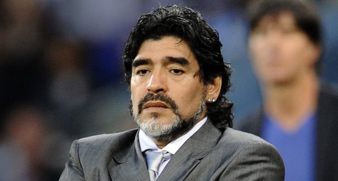 FIFA Maradona’yı fesh etti!