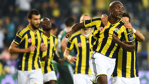 Fenerbahçe 10 kişiyle zafere koştu