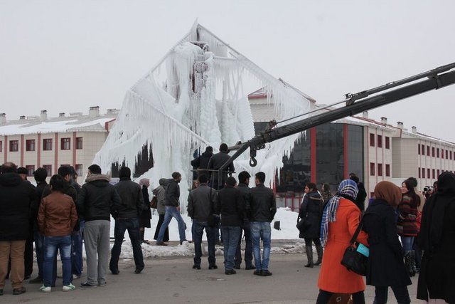 Buzdan sanat