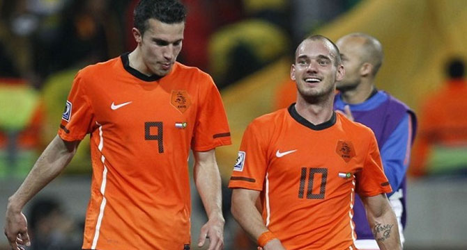 Sneijder ve van Persie’ye milli davet